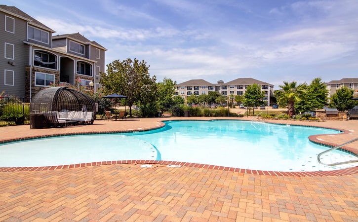 resort style pool gateway huntsville apartments amenity 4 near sam houston state university shsu texas tx
